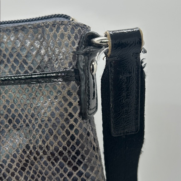 Coach Dark Blue Snakeskin Print Leather Detachable Strap Crossbody Bag Purse 🌺🌺 - Picture 5 of 10